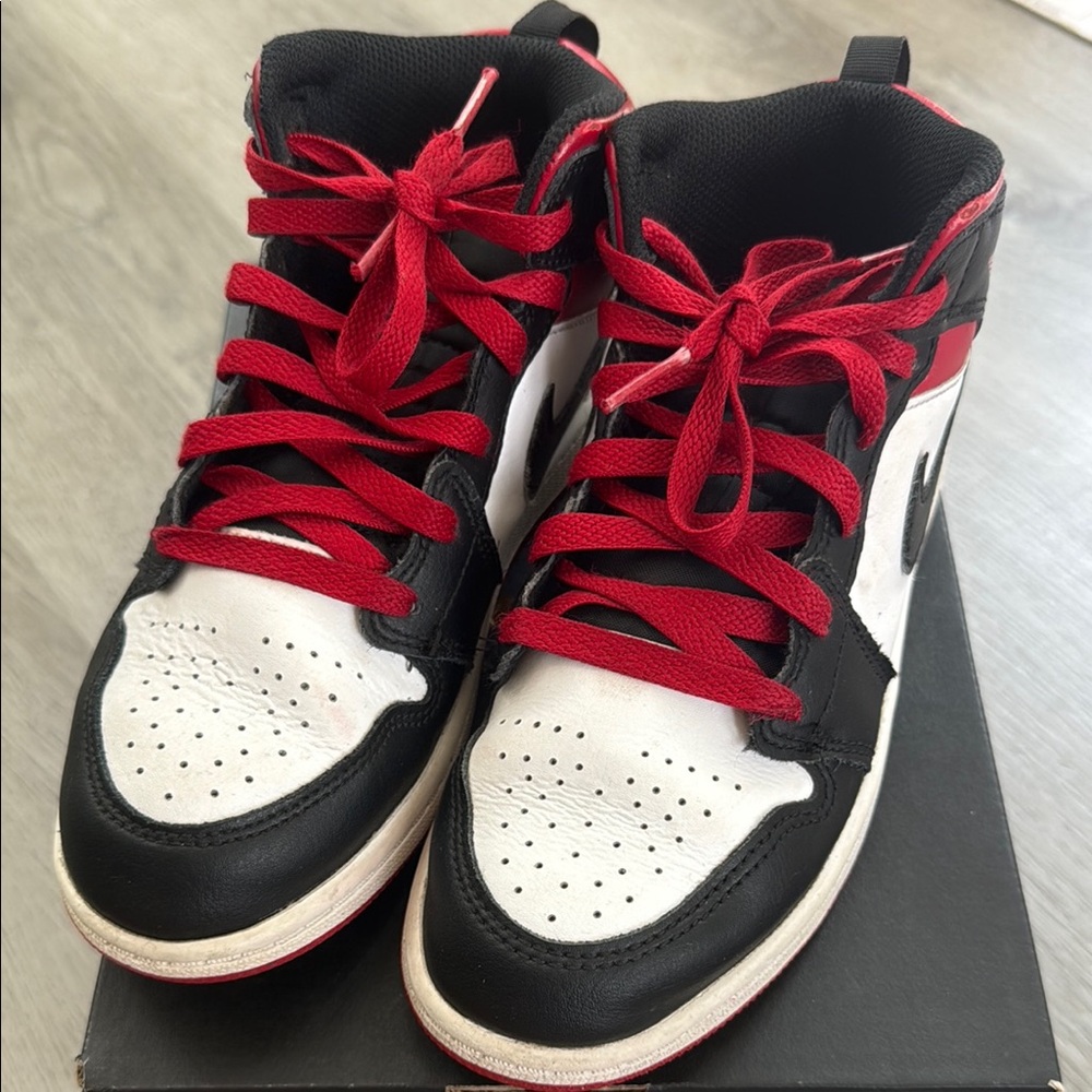 Nike Kids Sneakers - Black, White, Red